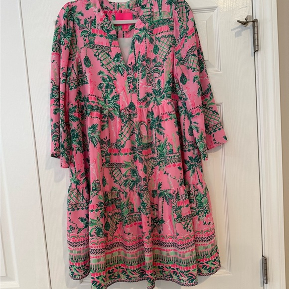 Lilly Pulitzer Dresses & Skirts - Lilly Pulitzer Pink and Green Tropical Dress